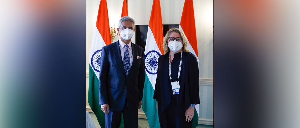 External Affairs Minister Dr. S. Jaishankar with German Minister for Economic Cooperation and Development </br> MdB Svenja Schulze at the Munich Security Confrence 2022