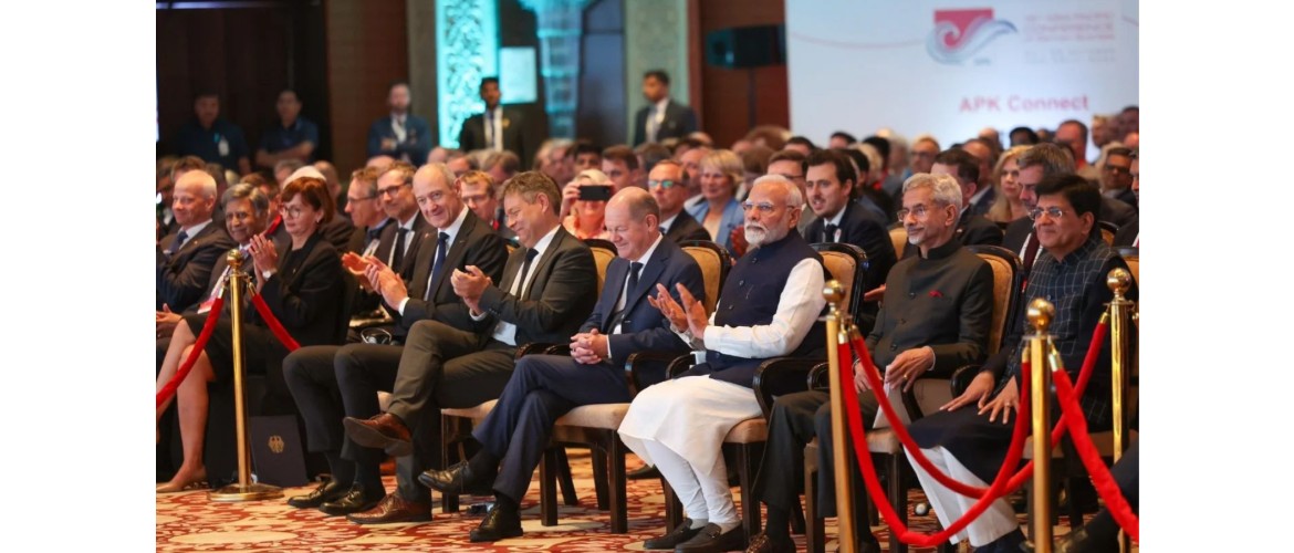 PM Narendra Modi and Chancellor Olaf Scholz at the 18th Asia Pacific Conference of German Business on 25.10.2024