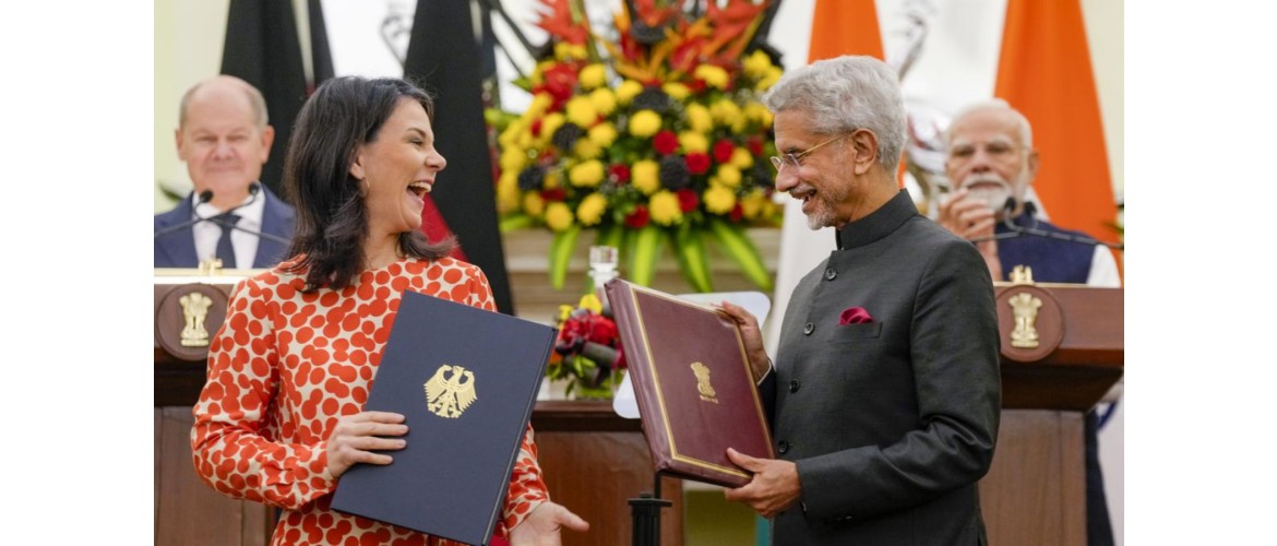 Exchange of MoU between EAM Dr. S Jaishankar and FM Annalena Baerbock at the 7th IGC Meet on 25.10.24