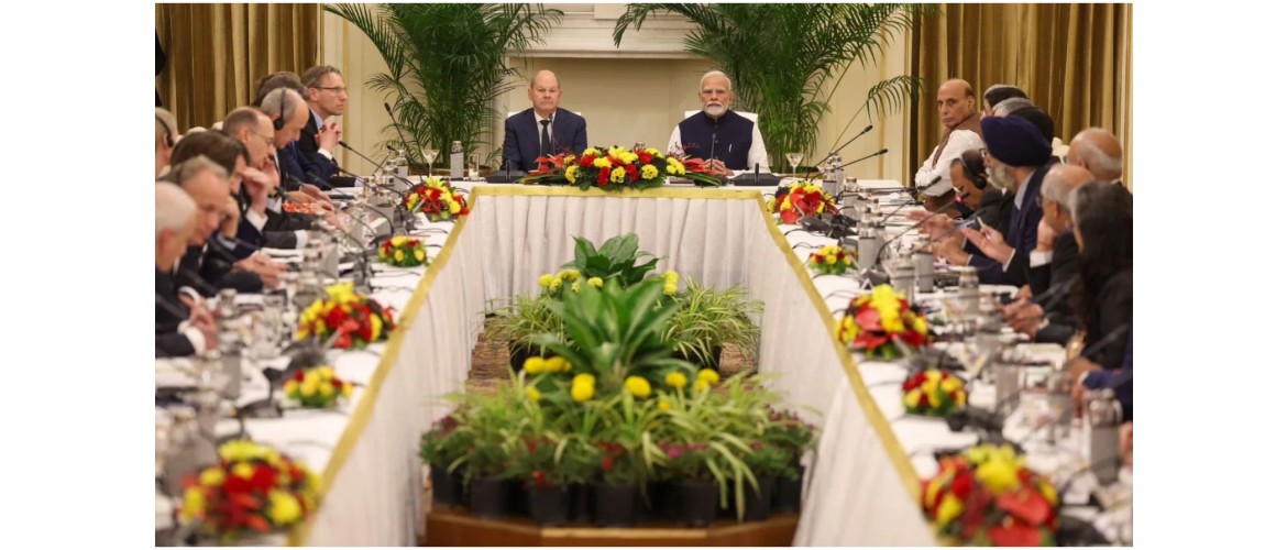 PM Narendra Modi and Chancellor Olaf Scholz at the CEOs forum on 25.10.24