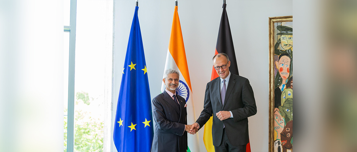 External Affairs Minister Dr. S. Jaishankar met H.E. Freidrich Merz, Chancellor of the Federal Republic of Germany in Berlin on 23.05.2025 