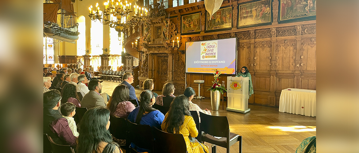 The Consul General gave the keynote address at the India Days Bremen Senate Reception at Bremen Rathaus.